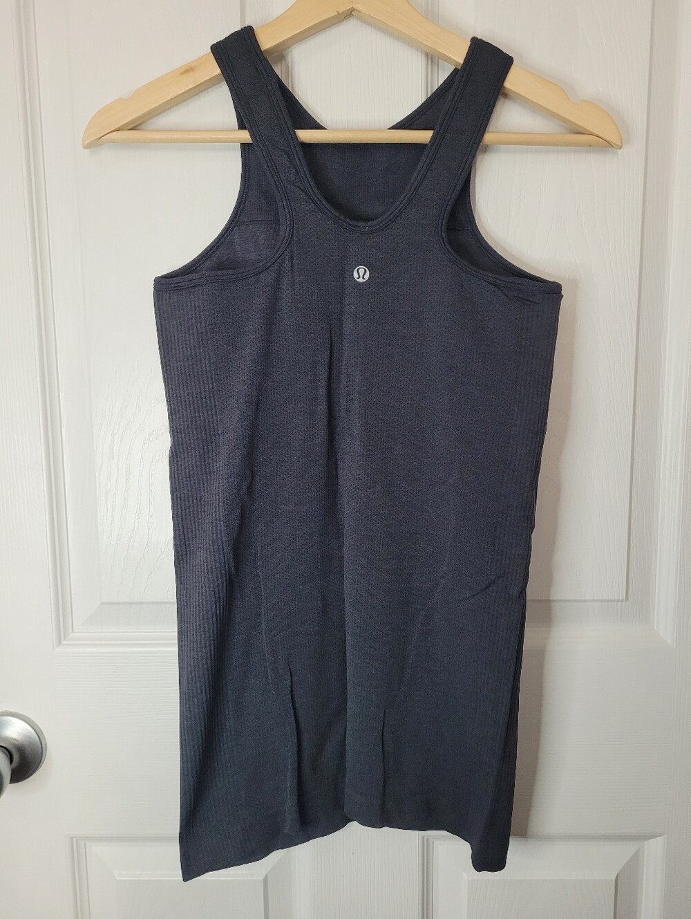 Lululemon High Neck Tank - Picture 3 of 4